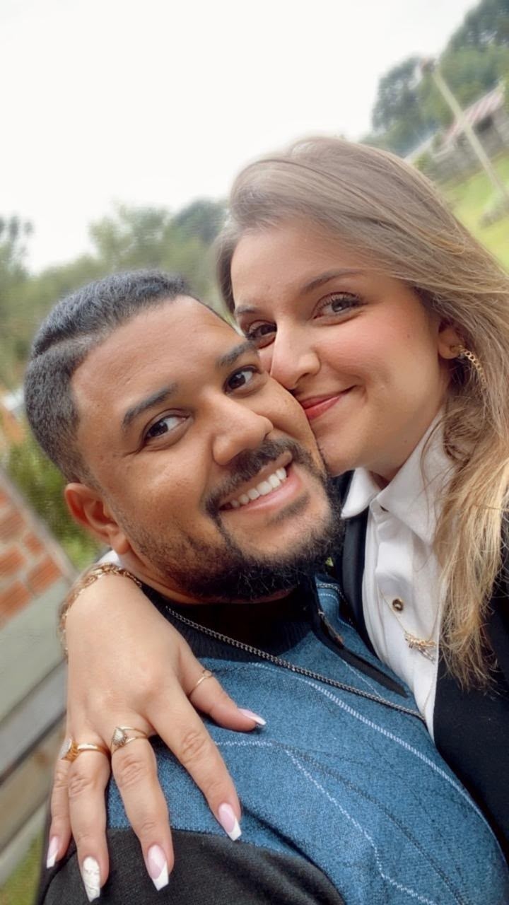 Danny e Danilo compartilhando um momento