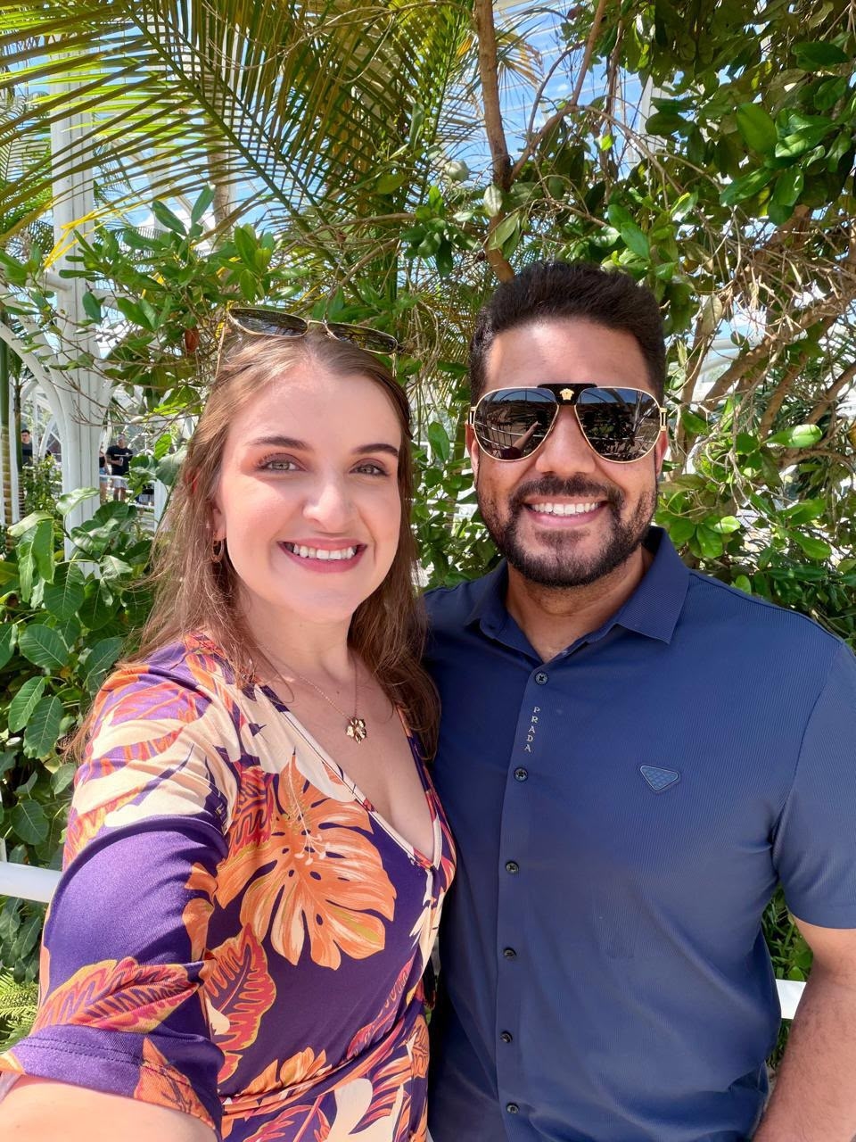 Danny e Danilo sorrindo juntos